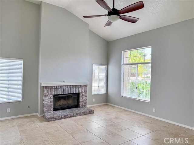 Building Photo - 30107 Vía Palermo