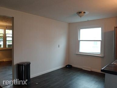 Building Photo - 3 br, 1 bath House - 6538 Wellington Dr