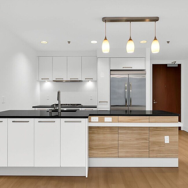 Foto del edificio - 631 Folsom St