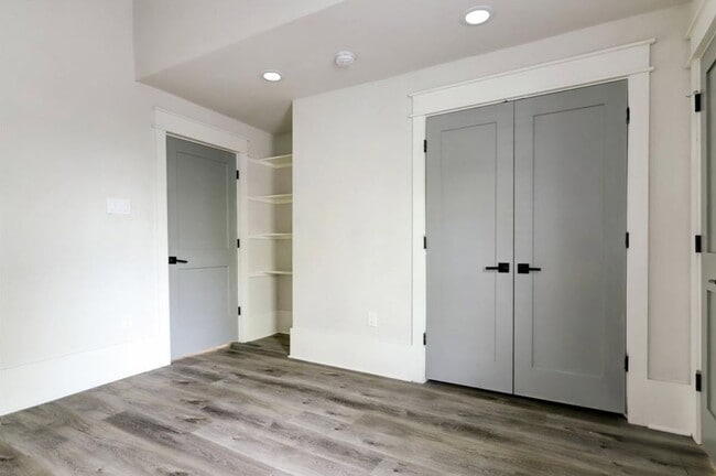 Foto del edificio - 5514 Barremore St