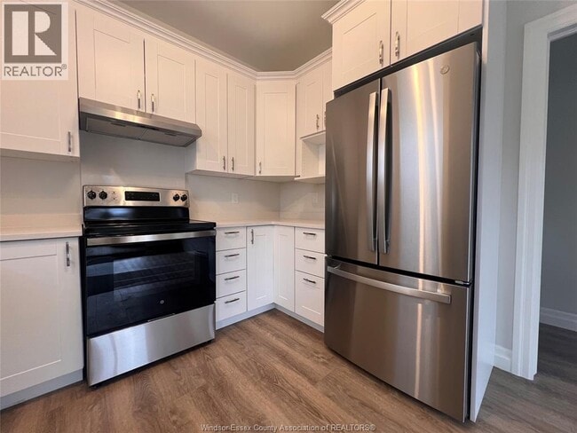 Building Photo - 89 Draper St