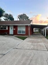 Building Photo - 105 Carmen Dr