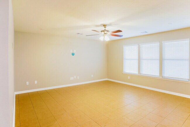 Foto del edificio - 8011 Bunch Grass Ln