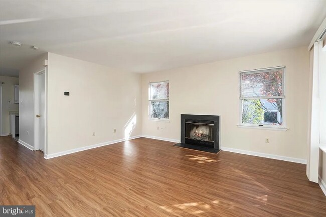 Foto del edificio - 182 Jonathon Dayton Ct