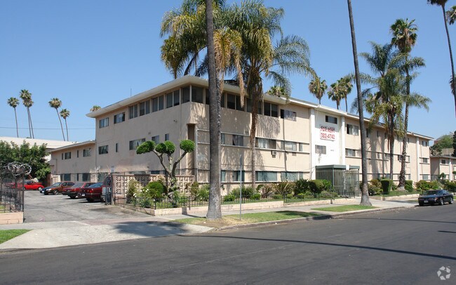 Building Photo - Woodlark Residences