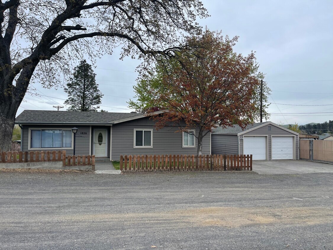 Primary Photo - 1826 Cherry Heights Rd