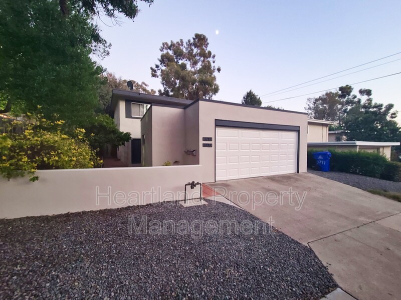 3799 Dove St, San Diego, CA 92103 Condo for Rent in San Diego, CA