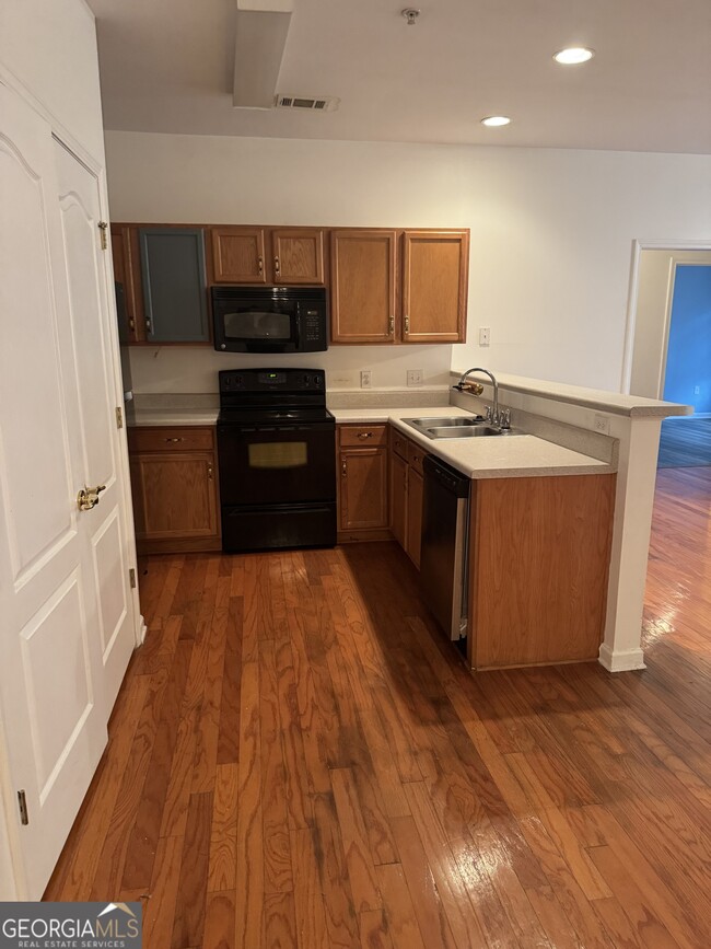 Building Photo - 7712 Autry Cir