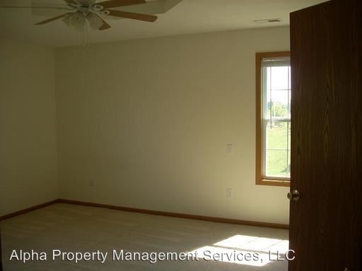 Building Photo - 113 SE 1171