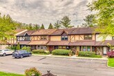Foto principal - 8 Wimbledon Ct