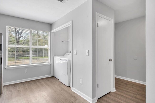 Foto del edificio - 700 Liberty St