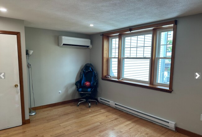 Foto del edificio - 14 Edgerly Pl