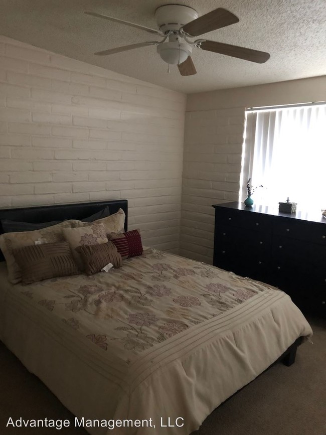 Foto del edificio - 5582 E Glenn St