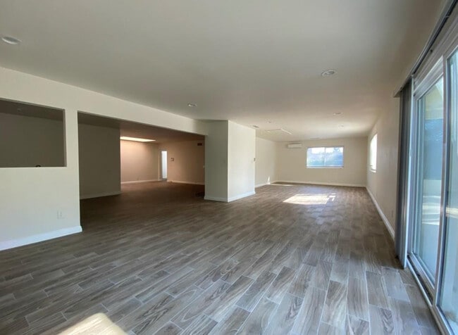 Foto del edificio - 18648 Klum Pl