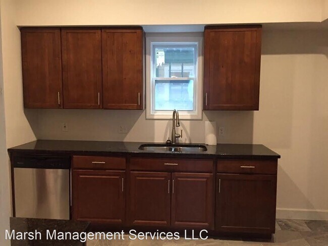Building Photo - 4 br, 2 bath House - 517 E 33rd Street