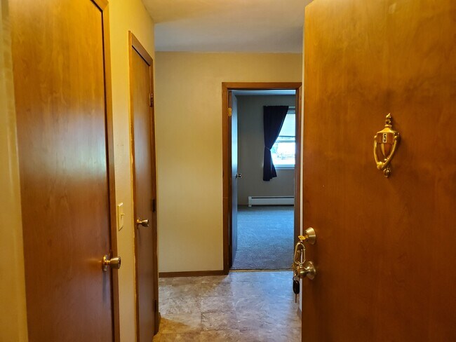 Foto del edificio - 402 S 5th St