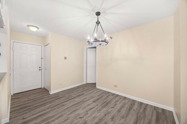 Foto del edificio - 214 Glengarry Dr