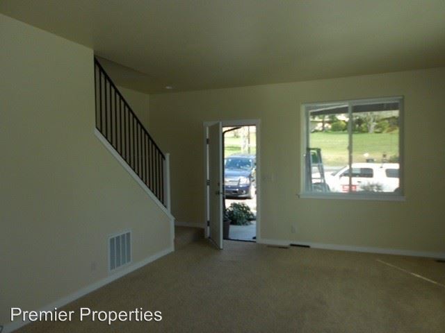 Building Photo - 99204 Winchuck River Rd