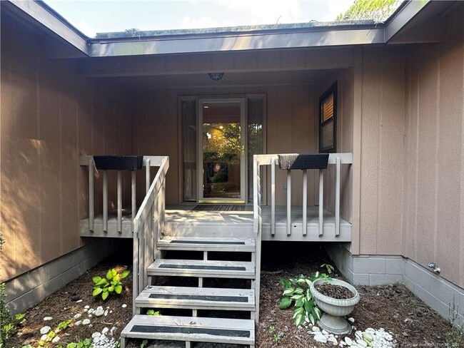 Building Photo - 6739 Irongate Dr