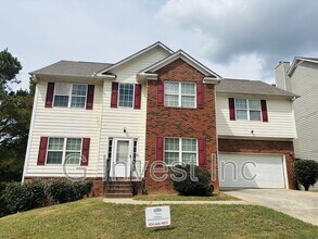 Building Photo - 4995 Upper Elm St