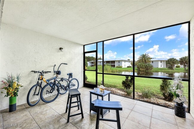 Building Photo - 141 Cypress Way E