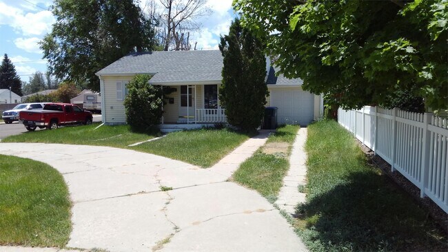 Building Photo - 3602 Dunn Ave