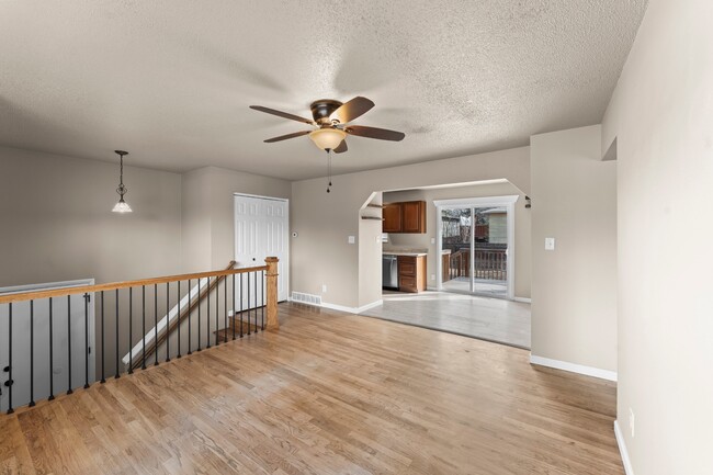 Building Photo - 4503 Bella Dr