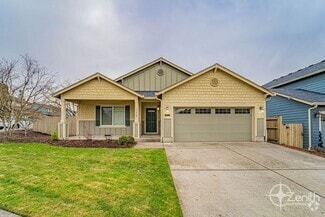 Building Photo - 10402 NE 67th Ave