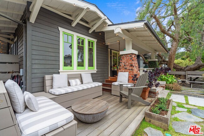 Foto del edificio - 740 Marco Pl