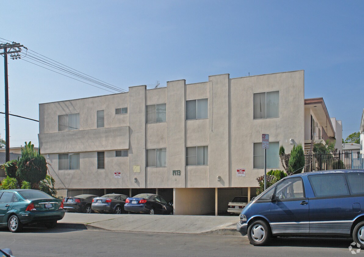 Foto del edificio - 1973 Bedford St