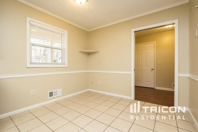 Building Photo - 4301 Cary Drive Snellville GA