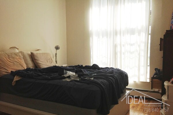 Building Photo - 14 Saint Johns Pl