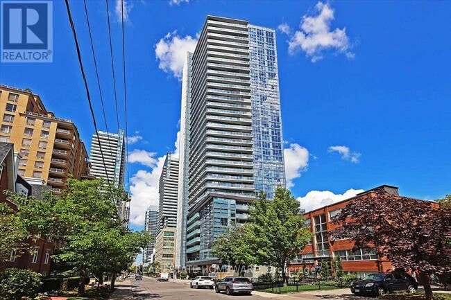 Building Photo - 125 Redpath Ave