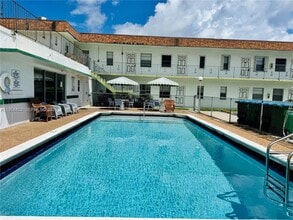 Building Photo - 2225 Polk St