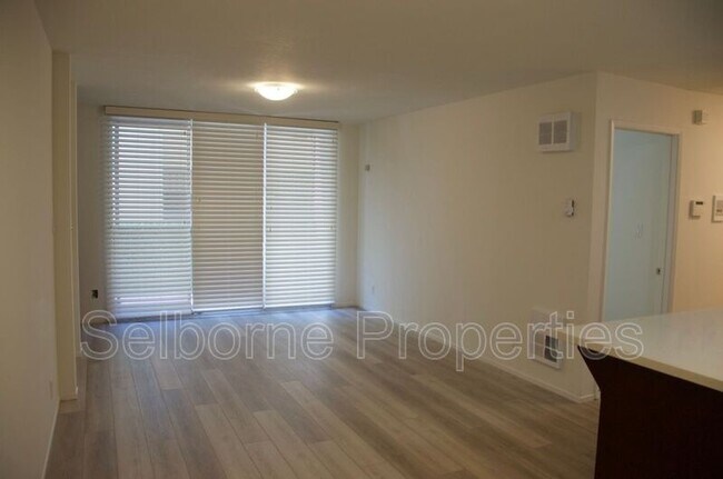 Foto del edificio - 601 Oakland Ave