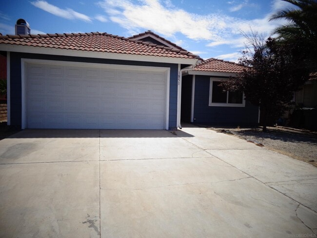 Building Photo - 1851 Eucalyptus St