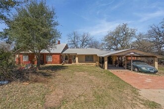 Building Photo - 6001 US-67