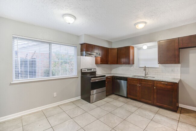 Foto del edificio - 11511 Grapewood Ct