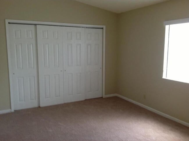 Building Photo - 11872 Sturbridge Ln