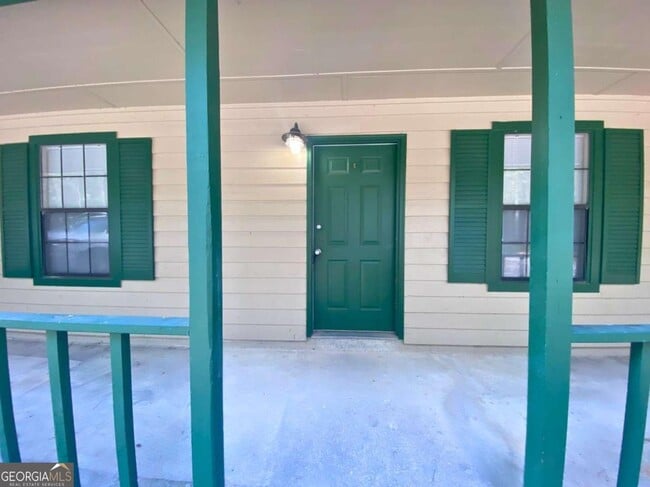 Building Photo - 200 West St