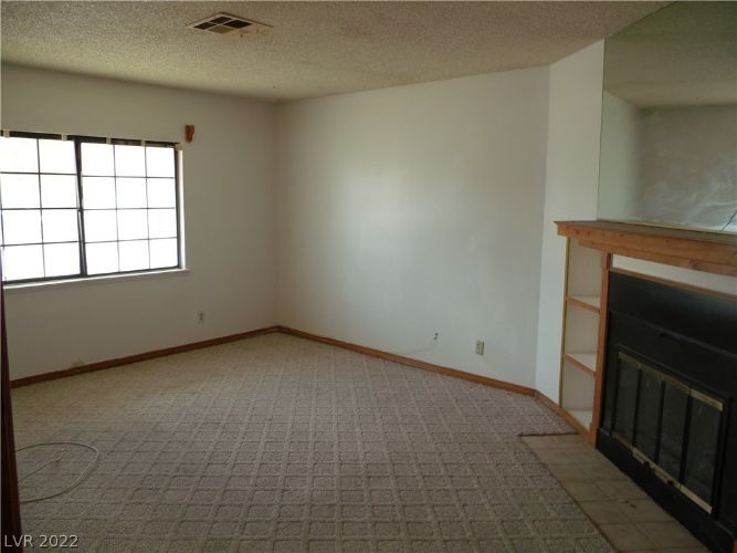 Building Photo - 203 Cimarron Ct