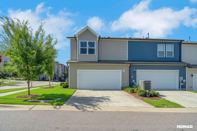 Building Photo - Spacious 3BR Townhome in Durham