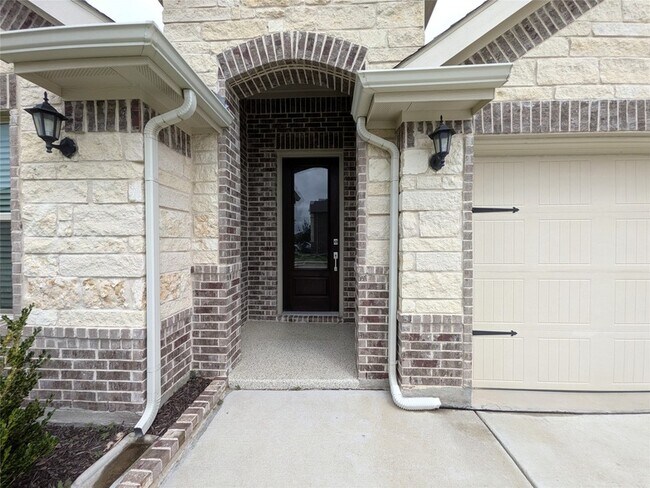 Foto del edificio - 14601 Little Water Dr
