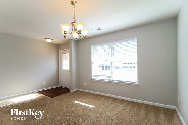 Building Photo - 1541 Weatherend Dr