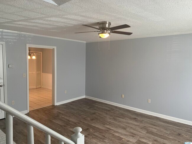 Foto del edificio - 11112 Memorial Pkwy SW