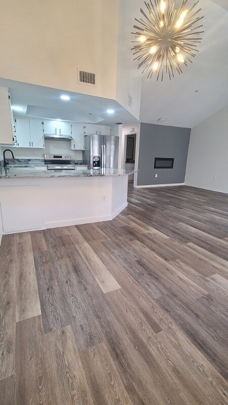 Foto del edificio - 10490 Chalmer St