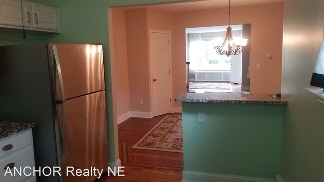 Building Photo - 3 br, 1 bath House - 6332 Brous Ave.