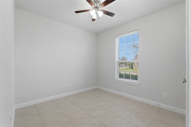 Foto del edificio - 15846 Weston Ridge Dr