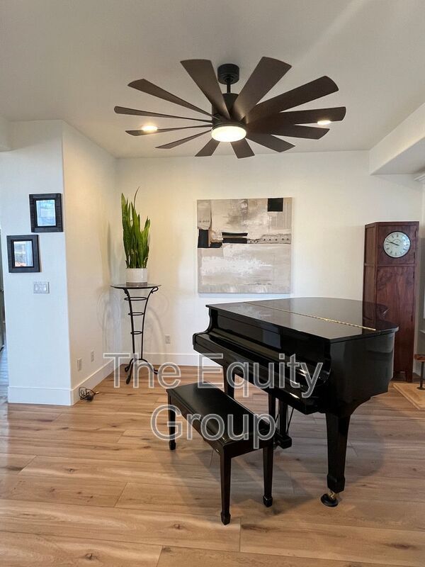 Foto del edificio - 5125 W Vine Ct