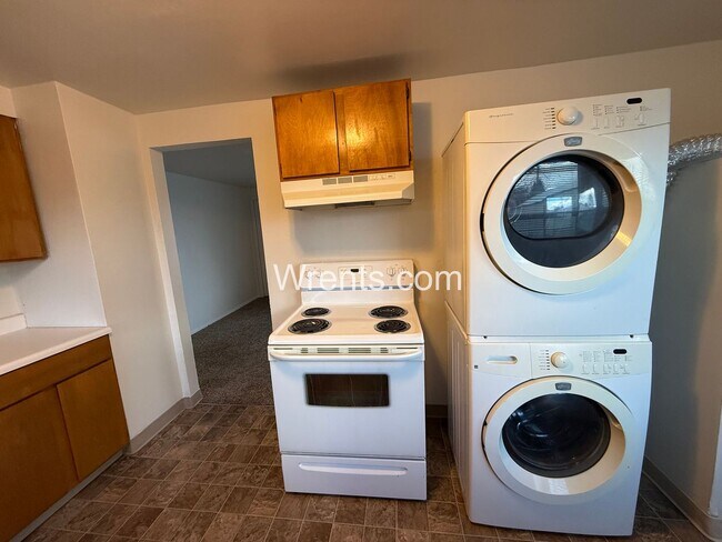 Foto del edificio - 5732 N A St